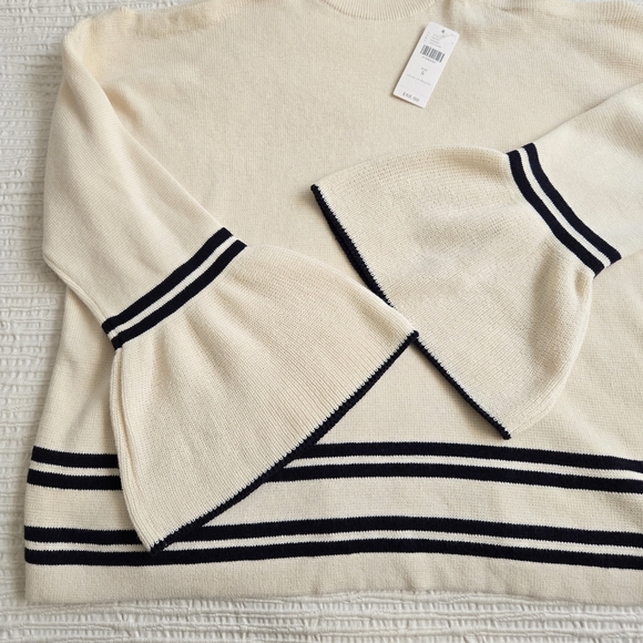 NWT Anthropologie x Knitted & Knotted Cream Cold Shoulder Bell Sleeve Sweater - Picture 7 of 16